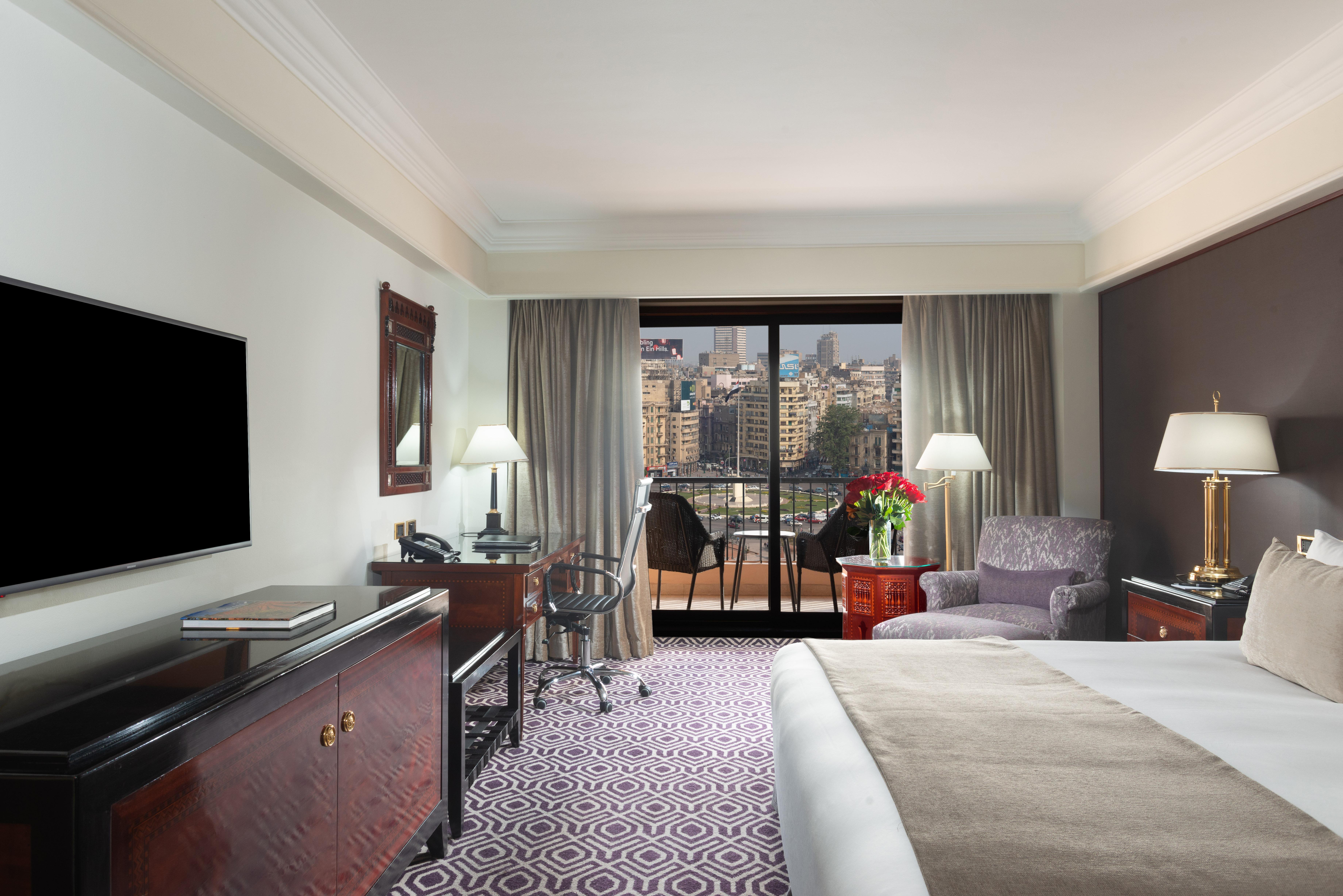 Hotel Intercontinental Cairo Semiramis By Ihg Zewnętrze zdjęcie A room at the Four Seasons Hotel Cairo at Nile Plaza